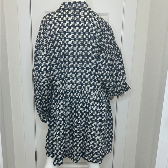 Cleobella Navy Blue and White Checkered Long Sleeve Dress - Picture 4 of 10